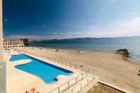 Swimming Pool La Manga Beach Club - F