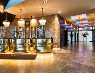 Lobi 2 NYX Hotel Warsaw by Leonardo Hotels