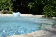 Swimming Pool B&B Amoredimare