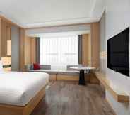 Bedroom 5 Courtyard by Marriott Shanghai Songjiang