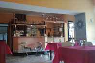 Bar, Cafe and Lounge Ostello del Boschetto