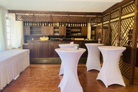 Bar, Kafe dan Lounge UniqHotel Český Šternberk