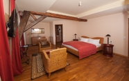 Bedroom 4 Weingut Gästehaus Mönchhof