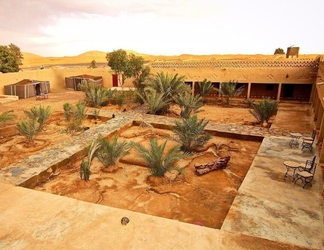 Exterior 2 Riad Maison Adrar Merzouga