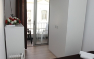 Phòng ngủ 7 Lisbon Suite Home