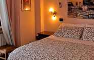 Bedroom 4 Hotel La Rotonda