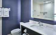 In-room Bathroom 2 Residence Inn by Marriott Albany Airport