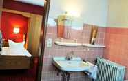 In-room Bathroom 3 Hotel Restaurant Zum Goldenen Ochsen