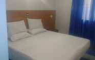 Kamar Tidur 6 Remes hotel