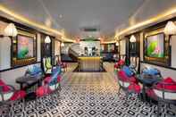 Bar, Kafe, dan Lounge Verdure Lotus Cruises