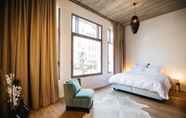 Kamar Tidur 2 Charlie's B&B