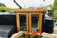 Common Space Houseboat Tante Piet