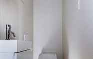 Toilet Kamar 4 Grey Wolf Chalet