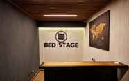 Lobby 5 Bed Stage Hostel