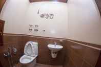 In-room Bathroom Bakuvi Tourist Apartment B095