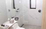 In-room Bathroom 3 Cassa Luxury Homes – Hotel Boutique