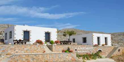 Exterior 4 Traditional Apartments Madares