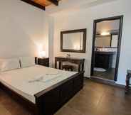 ห้องนอน 2 Traditional Apartments Madares