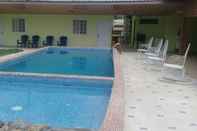 Swimming Pool B&B Lodgings