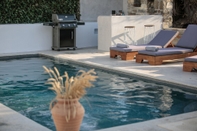 Swimming Pool Villa Cedar Forest Alyko Naxos