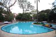 Swimming Pool Usha Ascot