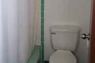 Toilet Kamar Thunder Bird Motel