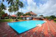 Kolam Renang The River Retreat  Ayurvedic Resort