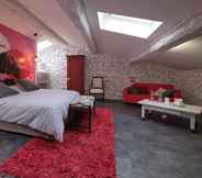 ห้องนอน 5 Chambres d'hôtes Le Moulin d'ô