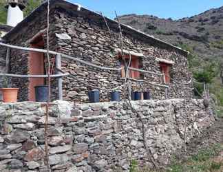 ภายนอกอาคาร 2 Refugio Arrabales de la Alpujarra - Hostel