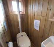 In-room Bathroom 4 Park Farm Glamping