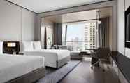 Bedroom 4 JW Marriott Marquis Hotel Shanghai Pudong