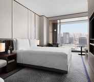 Bedroom 5 JW Marriott Marquis Hotel Shanghai Pudong