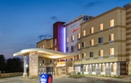 Bangunan 5 Fairfield Inn & Suites by Marriott Lake Geneva