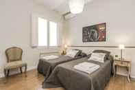 Bedroom BCN Pau Claris Rocamora Apartments