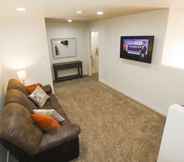 Common Space 6 Desert Winds 19 by MoabCondos4Rent