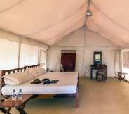 Kamar Tidur 5 Varawal Jawai Leopard Safari Camp