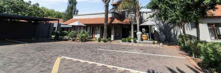 Bangunan Solo Gracia Guest House