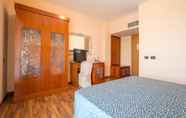 Bedroom 6 Hotel L'Aragosta