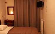 Phòng ngủ 5 Hotel Trifylia