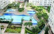 Swimming Pool 6 Blue Studio Apartment at Green Bay Pluit