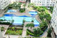 Swimming Pool Blue Studio Apartment at Green Bay Pluit