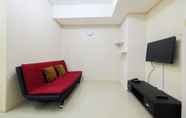 Ruang Umum 5 Comfy 1BR Apartment at Cosmo Terrace