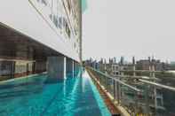 Swimming Pool Elegant Studio Menteng Park Apartment