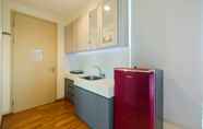 Bilik Tidur 6 Great Location Studio at Tree Park Apartment