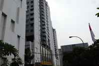 ภายนอกอาคาร Homey 2BR at Menteng Square Apartment