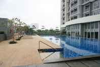 Kolam Renang Strategic 1BR Apartment at Ciputra International