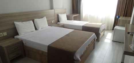 Phòng ngủ 4 Renq Hotel