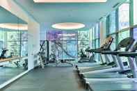 Fitness Center Modern Condo in Financial District