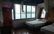 Kamar Tidur 7 Boat House Suriya