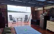 Bedroom 6 Boat House Suriya